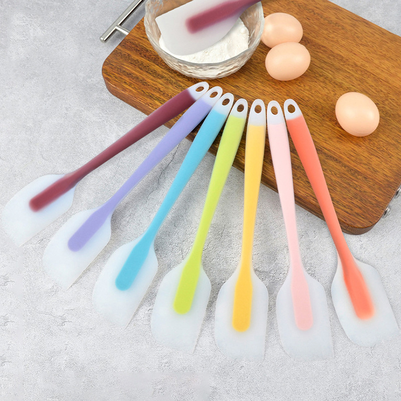 Kitchen Baking Must Haves - 2 Size Flexible Silicone Scraper Heat